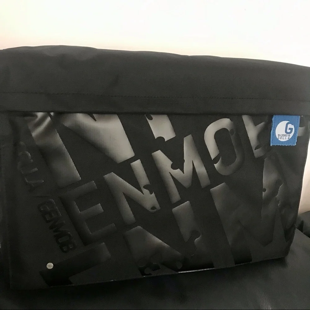 Golla GenMob Black 16